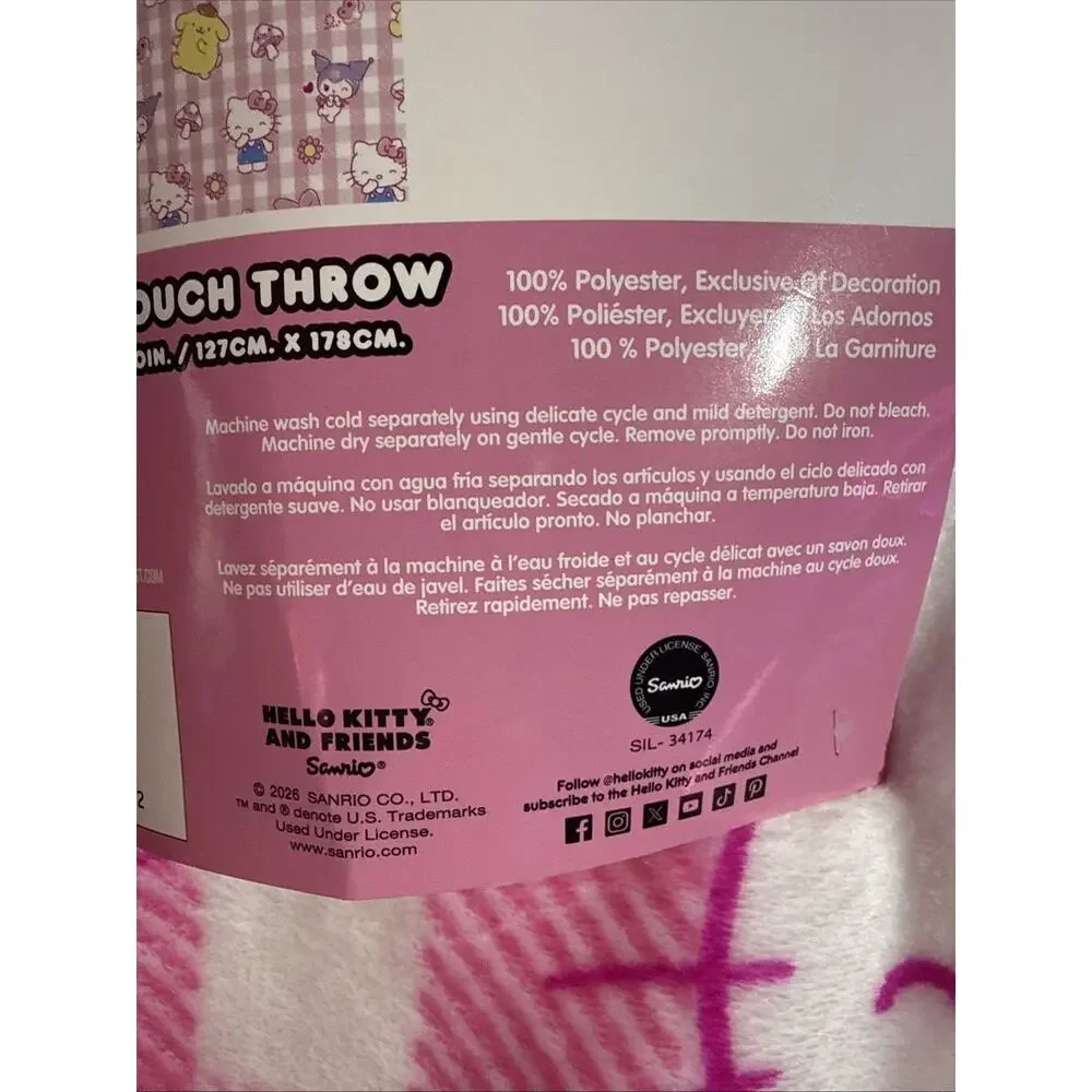 Hello Kitty & Friends Throw Blanket Pink Butterfly Forest Neon 2026 Sanrio